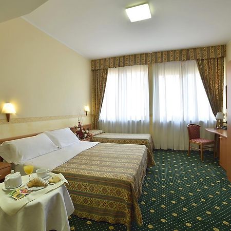 Hotel Dropiluc Druento Zewnętrze zdjęcie