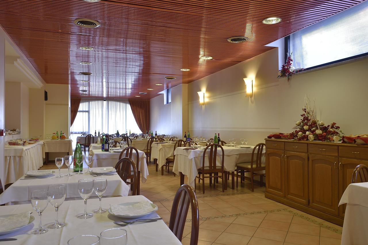Hotel Dropiluc Druento Zewnętrze zdjęcie